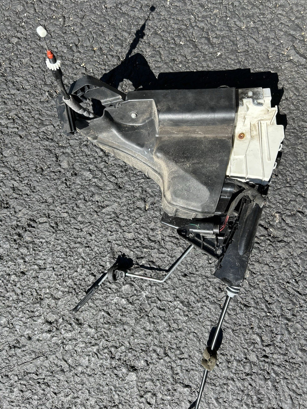 05-13 Mercedes W251 R350 4MATIC Front Left Driver Side Door Lock Latch Actuator