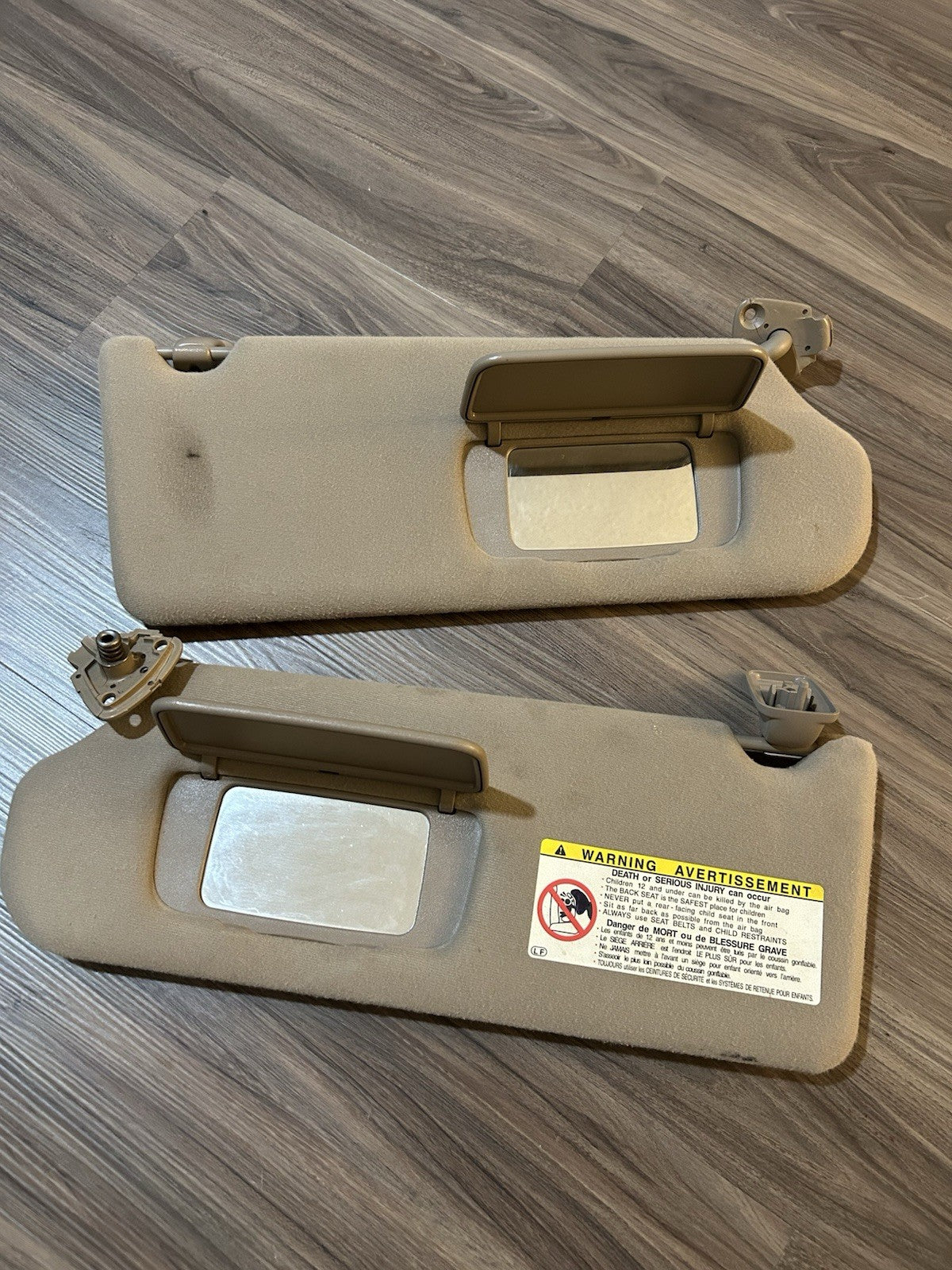 2000-2006 Toyota Tundra Sequoia DRIVER PASSENGER Left Right Sun Visor  OEM Beige