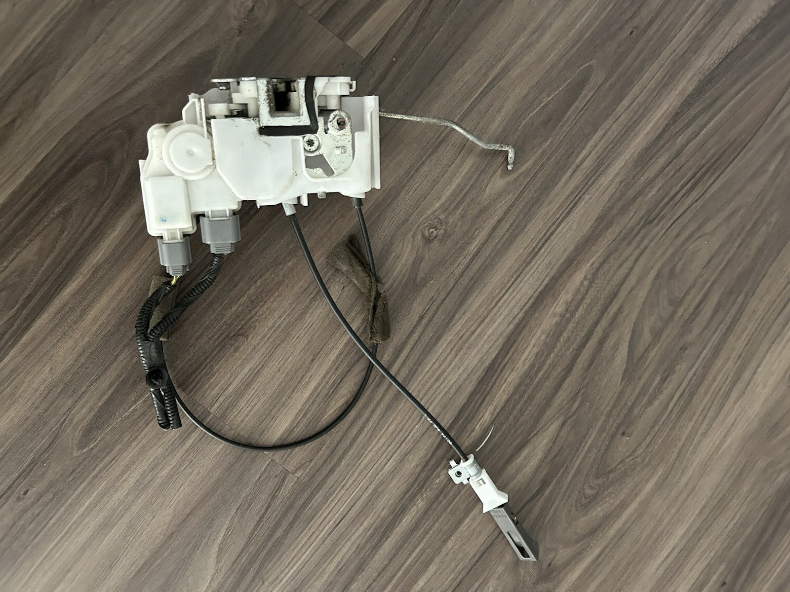 2007 Honda Ridgeline Front Left Driver door Power Lock Latch Actuator / ASSY OEM