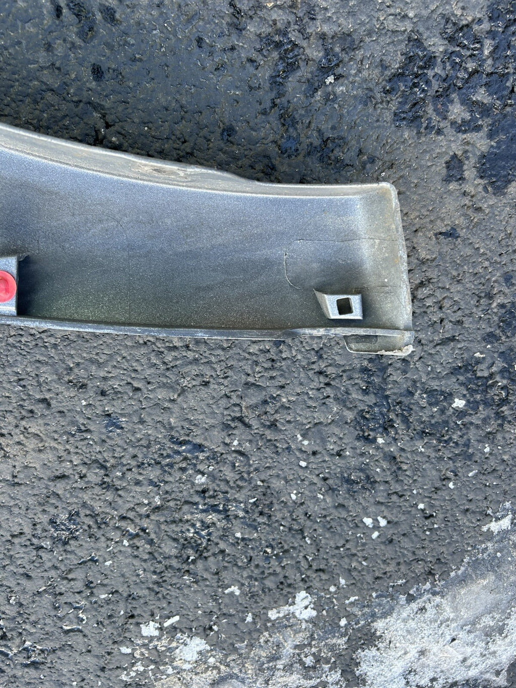 2001-2007 Toyota Sequoia Front Left Side Fender Flare Wheel Molding Colour 1D6