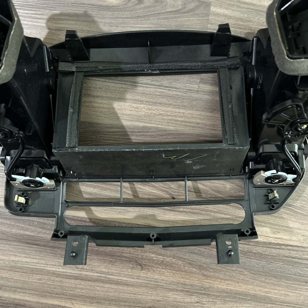 2004-2006 Nissan Maxima Dash Radio Control Panel Trim Bezel Air Vents Oem Beige