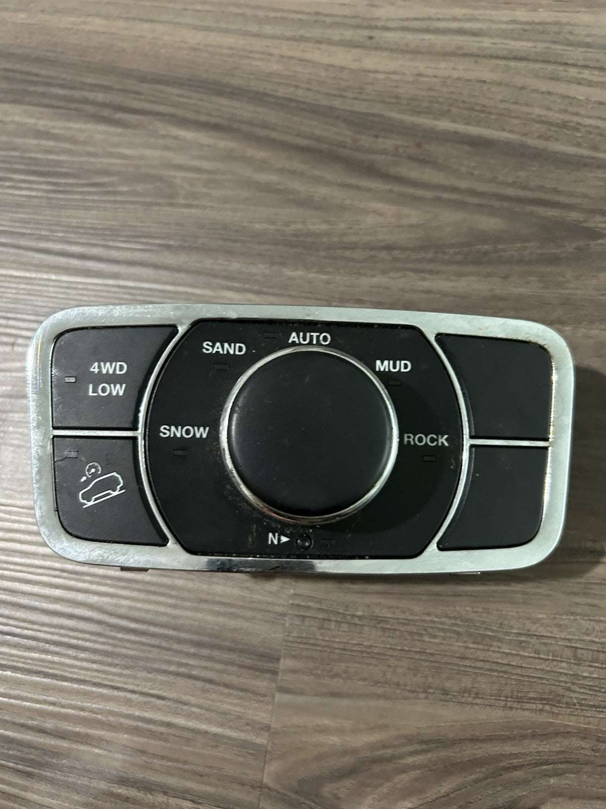 2014 - 2021 Jeep Grand Cherokee Transfer Case Control Switch P: P68141344AC OEM