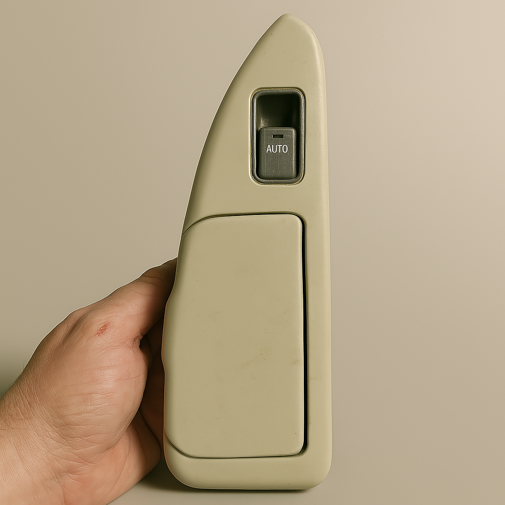 03-09 GX470 Rear Passenger Right Power Window Switch 84030-600031