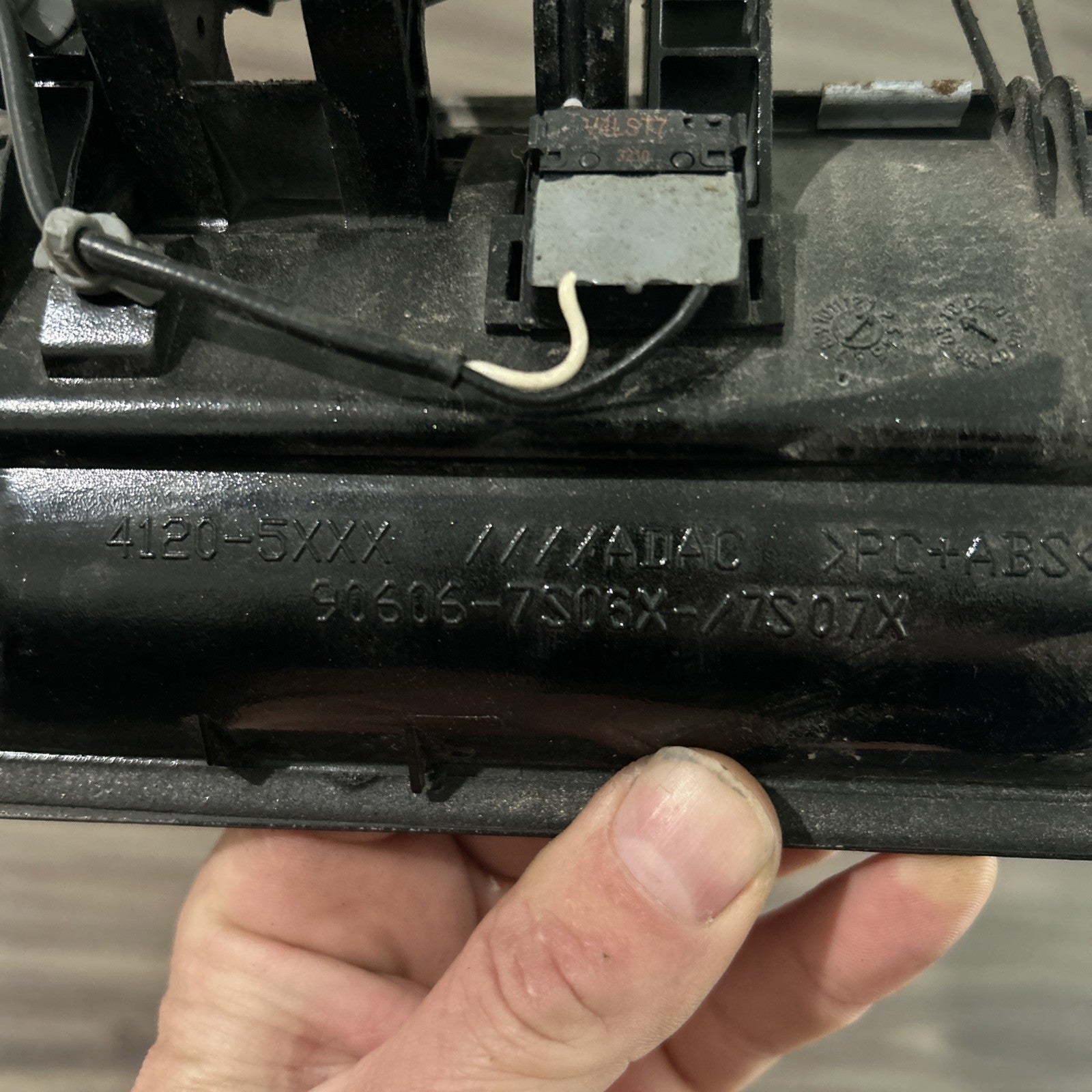 ✅⭐️ 04-2013 Nissan Armada Rear Trunk Tailgate Handle Switch Black w/ Camera OEM