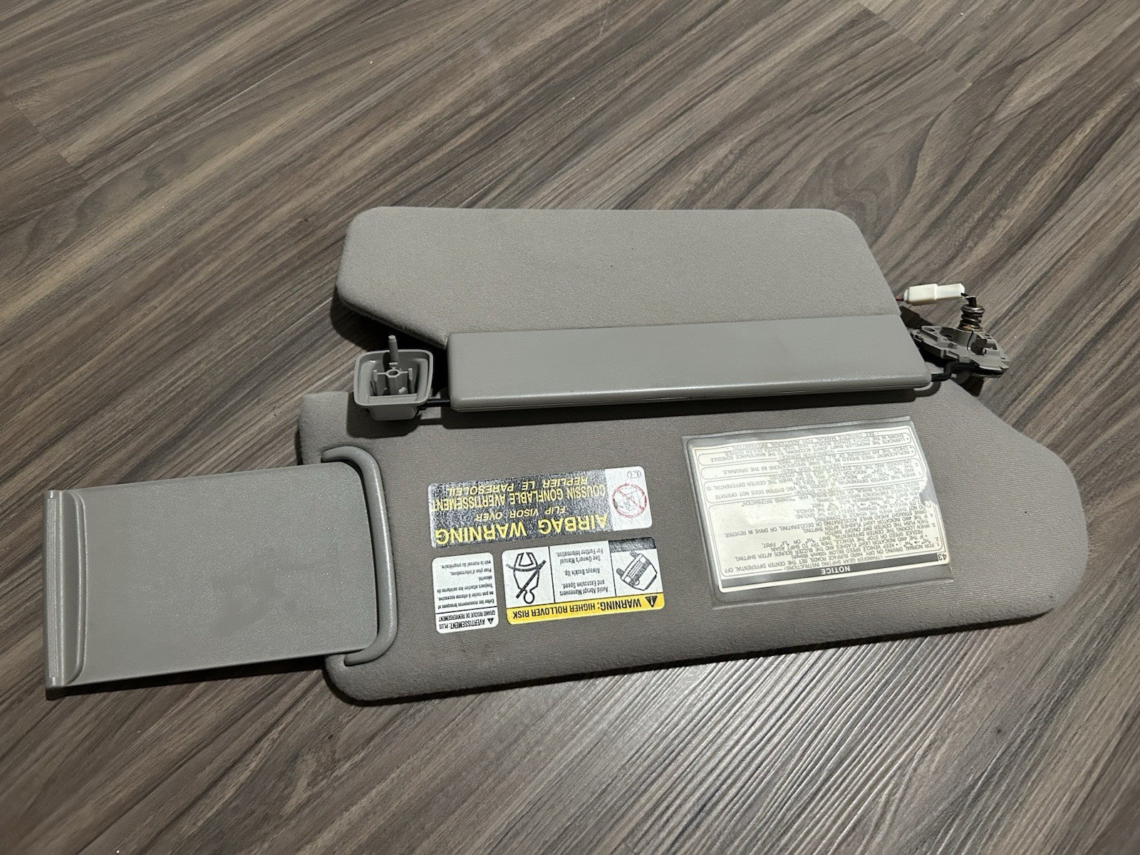 2000-2006 Toyota Tundra Sequoia DRIVER PASSENGER Left Right Sun Visor  OEM Gray