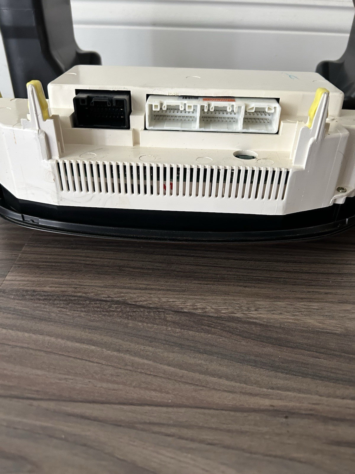 2001-2007 Toyota Sequoia 4x4 Heater Control Knob Switch Panel Radio Bezel OEM