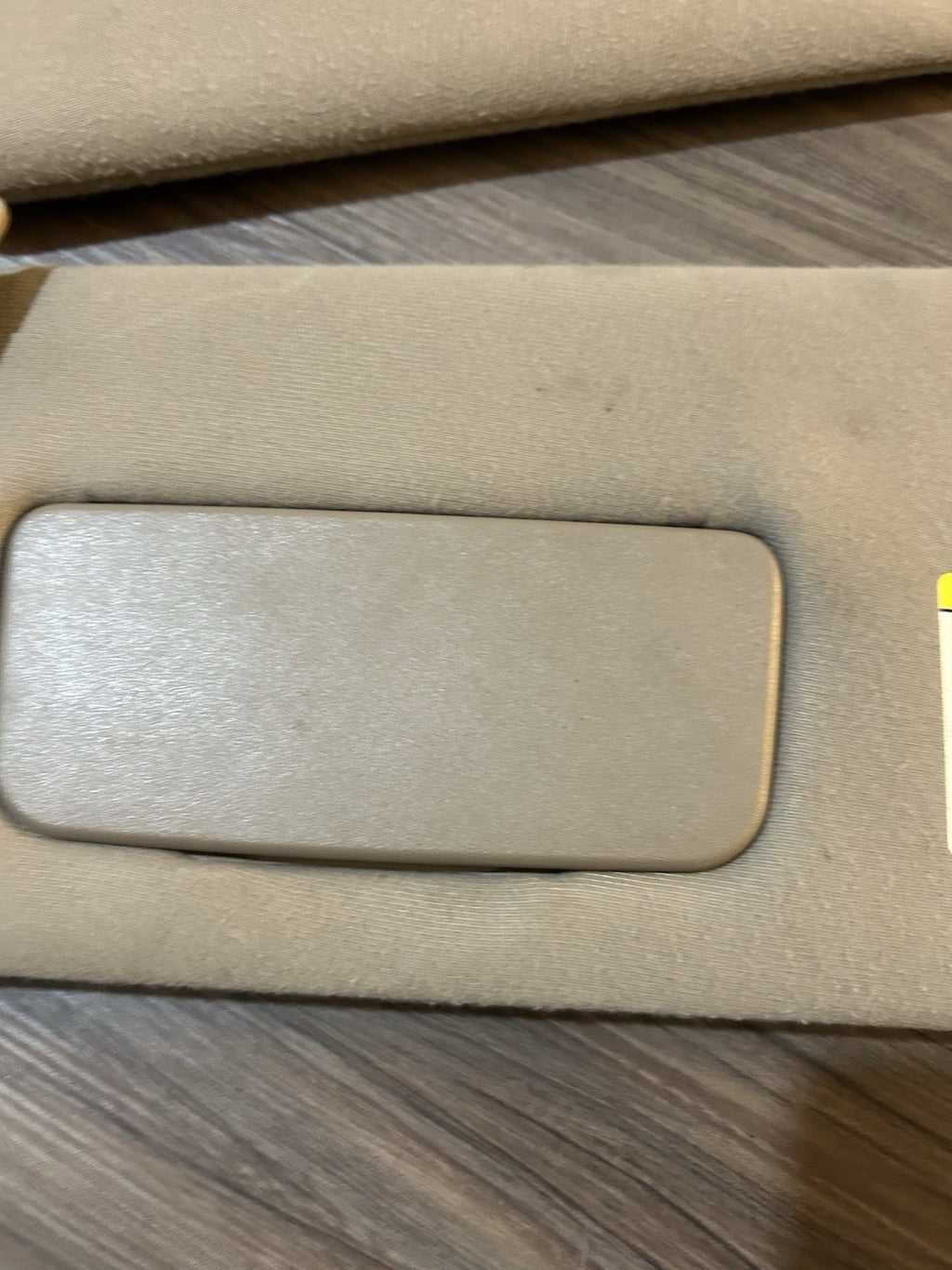 2000-2006 Toyota Tundra Sequoia DRIVER PASSENGER Left Right Sun Visor  OEM Beige