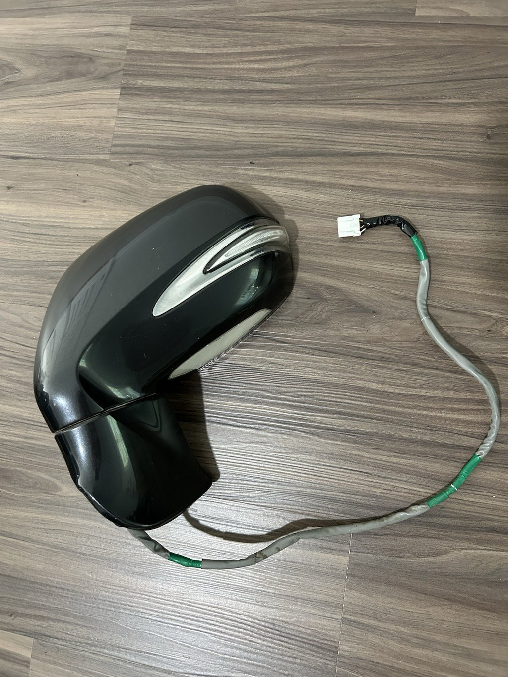 2010-2012 Lexus RX350 RX450H Left Driver Side View Mirror, Gray Color (1G0)