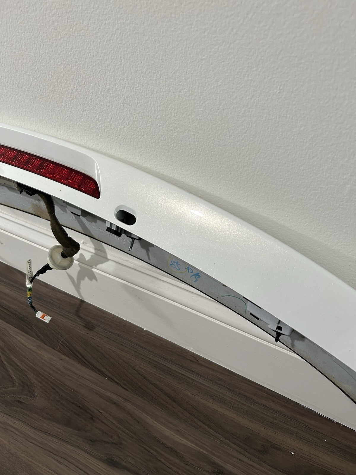 MAZDA CX-9 CX9 REAR LIFT GATE SPOILER THIRD BRAKE LIGHT  2007-2015 OEM Color 34K