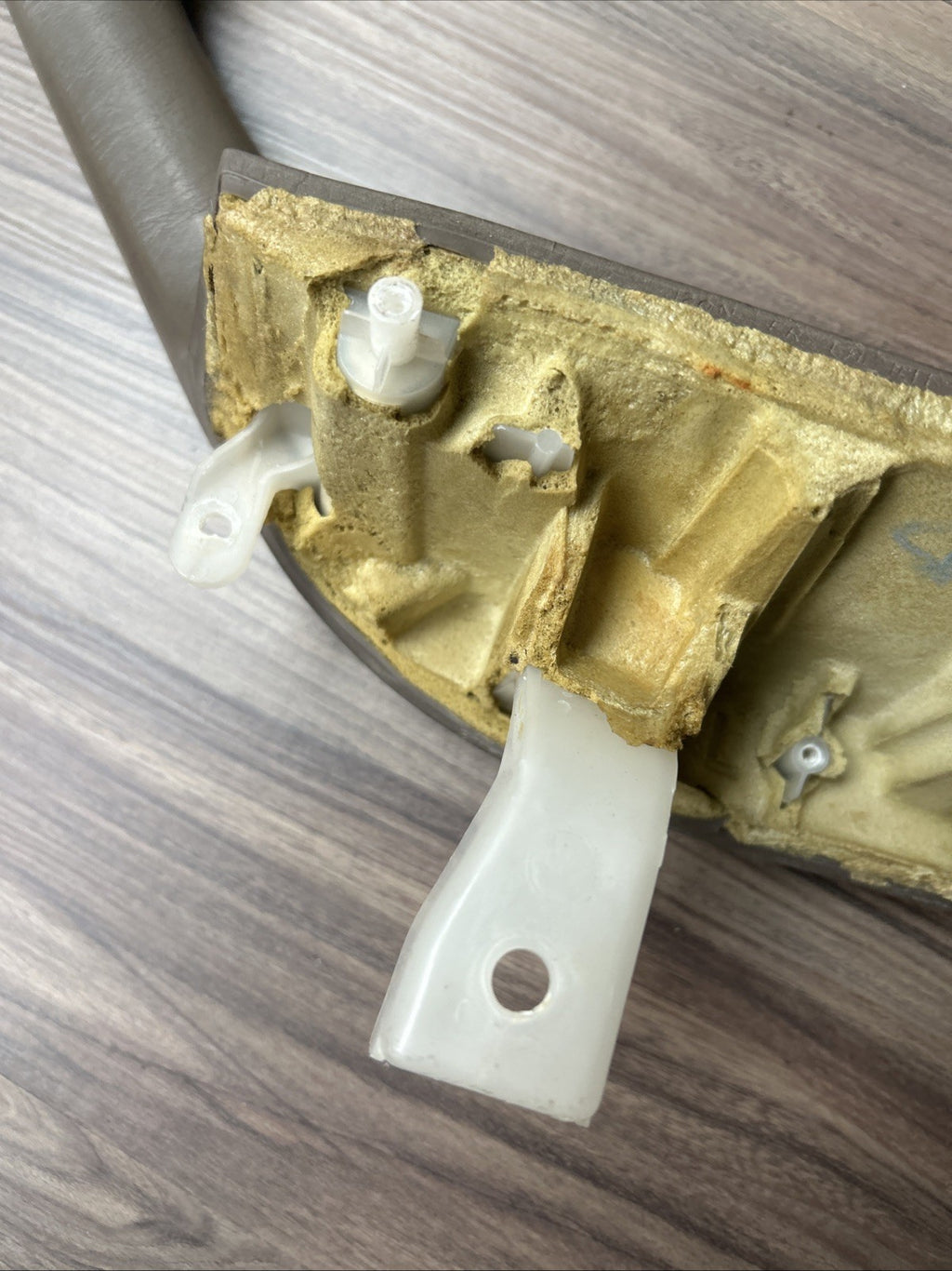 2001-2007 Toyota Tundra Sequoia Front Left Driver Door Panel Pull Armrest Brown