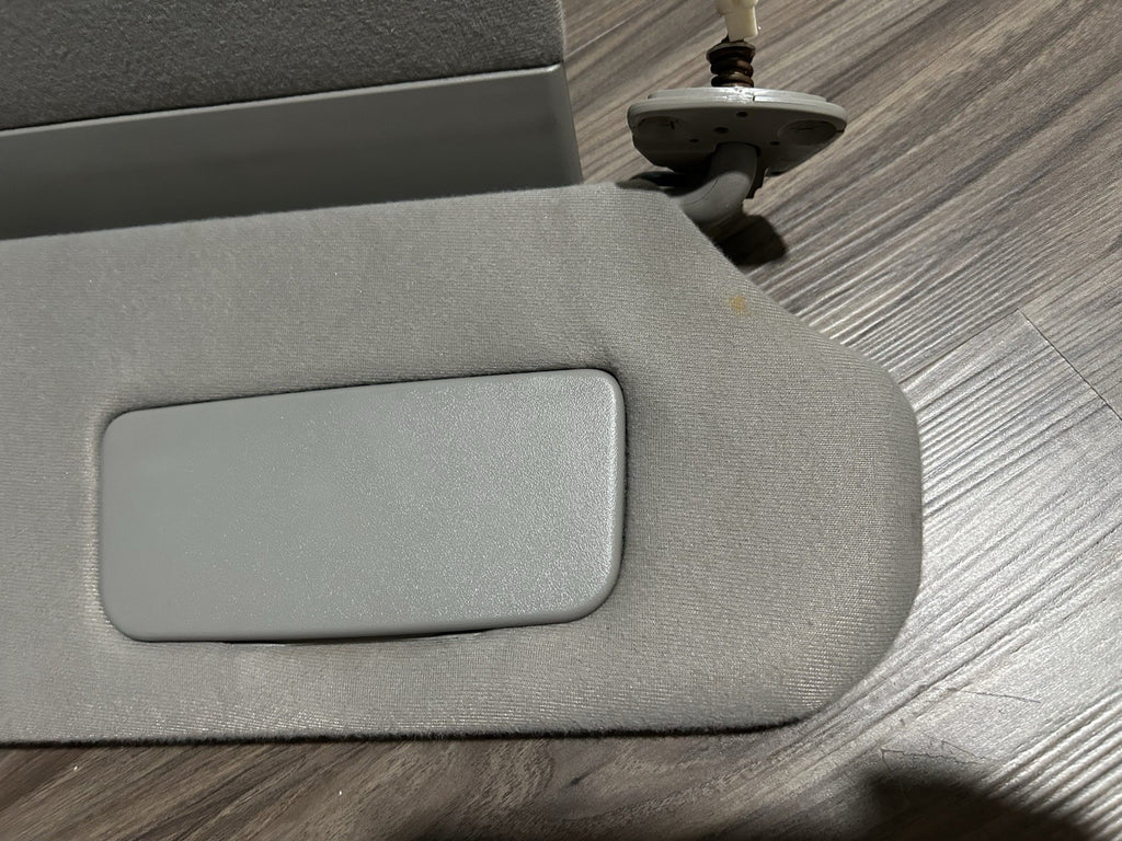 2000-2006 Toyota Tundra Sequoia DRIVER PASSENGER Left Right Sun Visor  OEM Gray
