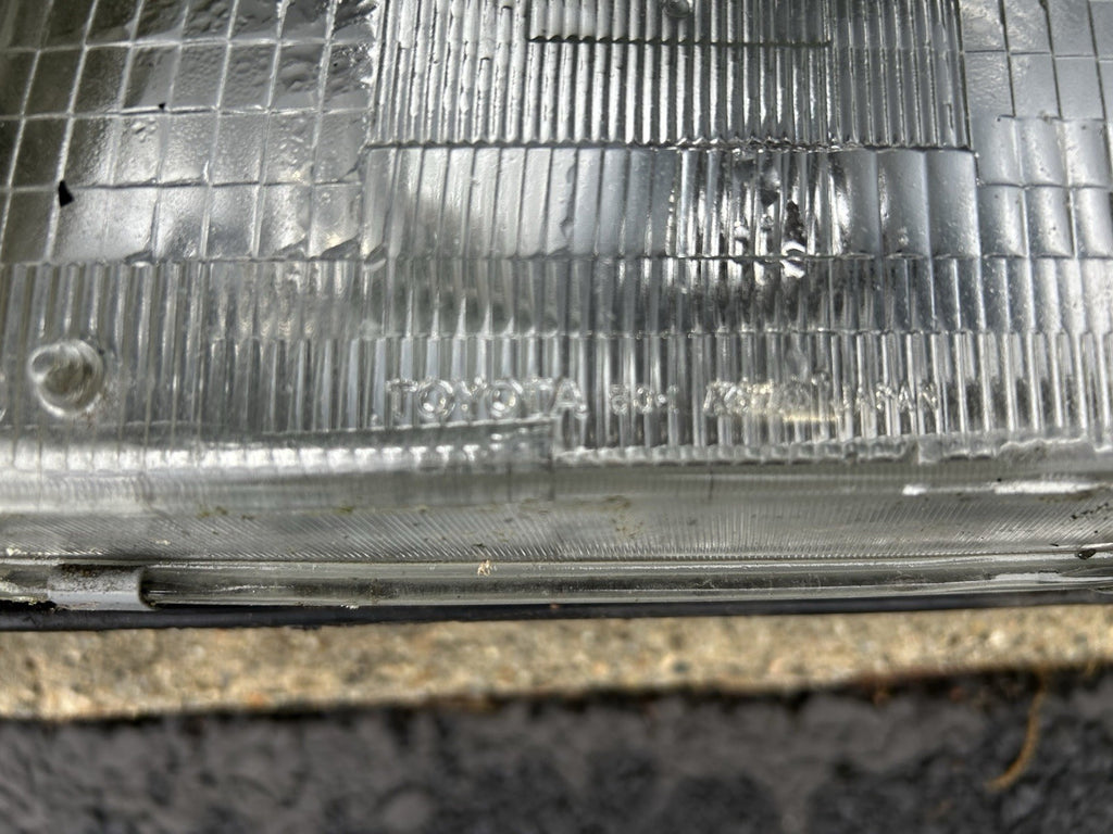 90-94 LEXUS LS400 DRIVER LEFT FULL HEADLIGHT LAMP ASSEMBLY OEM 228-74984