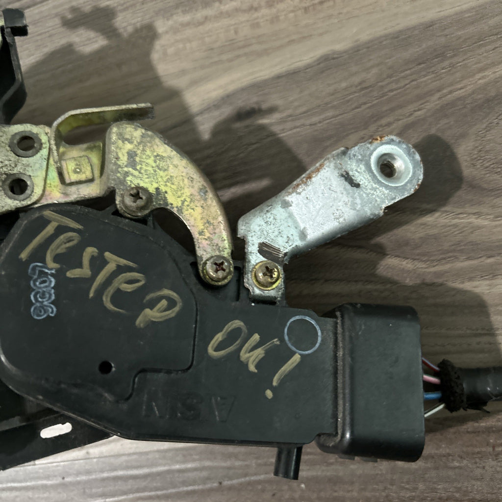 1996-1998 TOYOTA 4RUNNER DRIVER FRONT DOOR LATCH POWER ACTUATOR GENUINE OEM