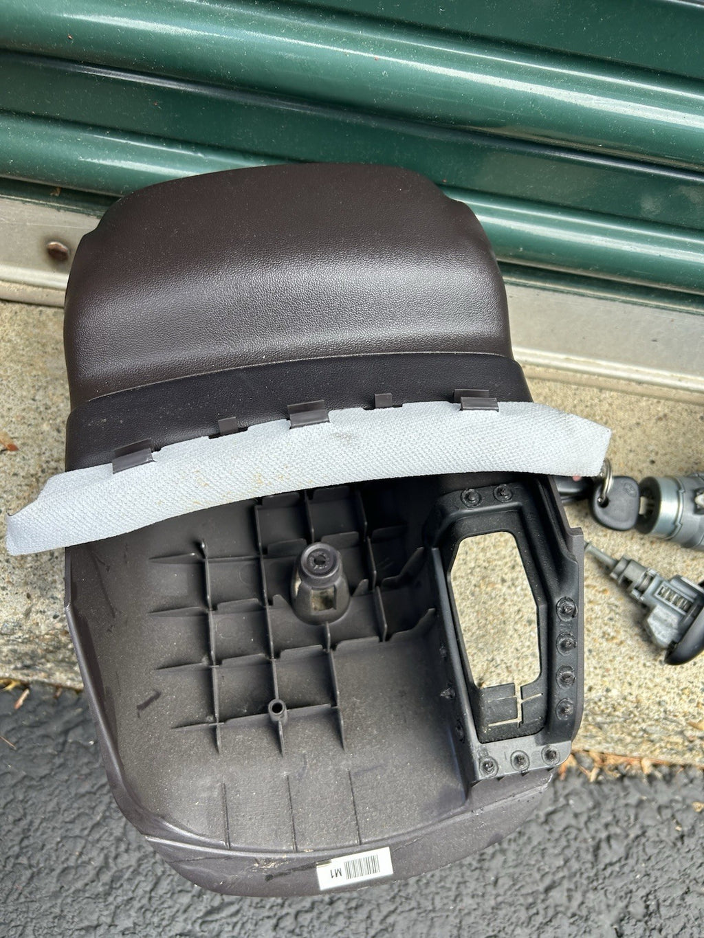 10-15 Hyundai Tucson Ignition Switch Cylinder Tumbler W/ Key & Shroud OEM