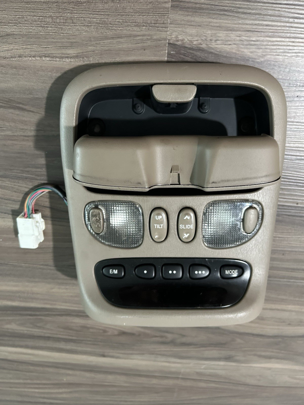2001  - 2007 Toyota Sequoia Overhead Console Dome Light  Beige OEM