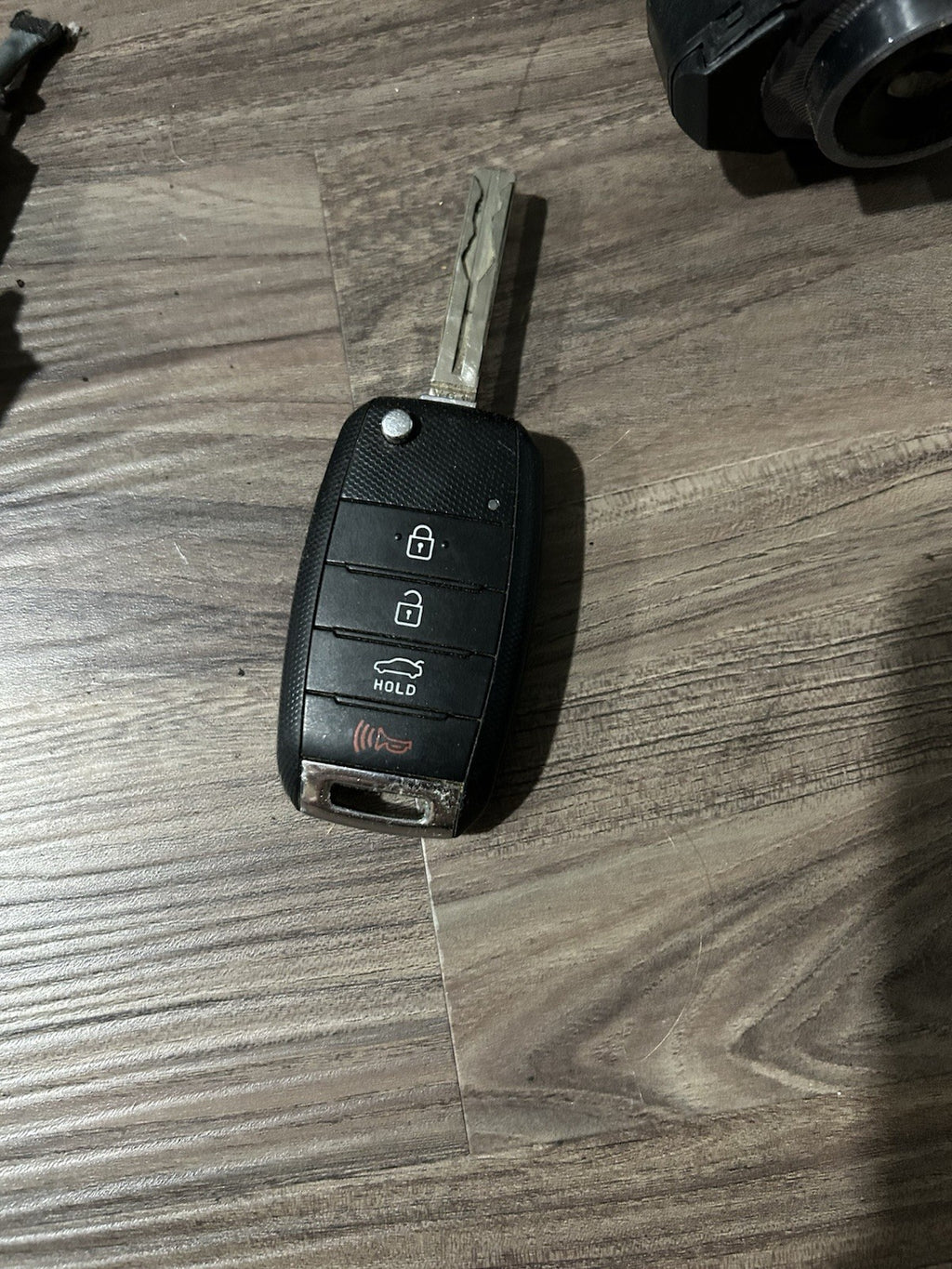 2011-2015 Kia Optima Ignition Switch Cylinder Tumbler W/ Key & Shroud OEM