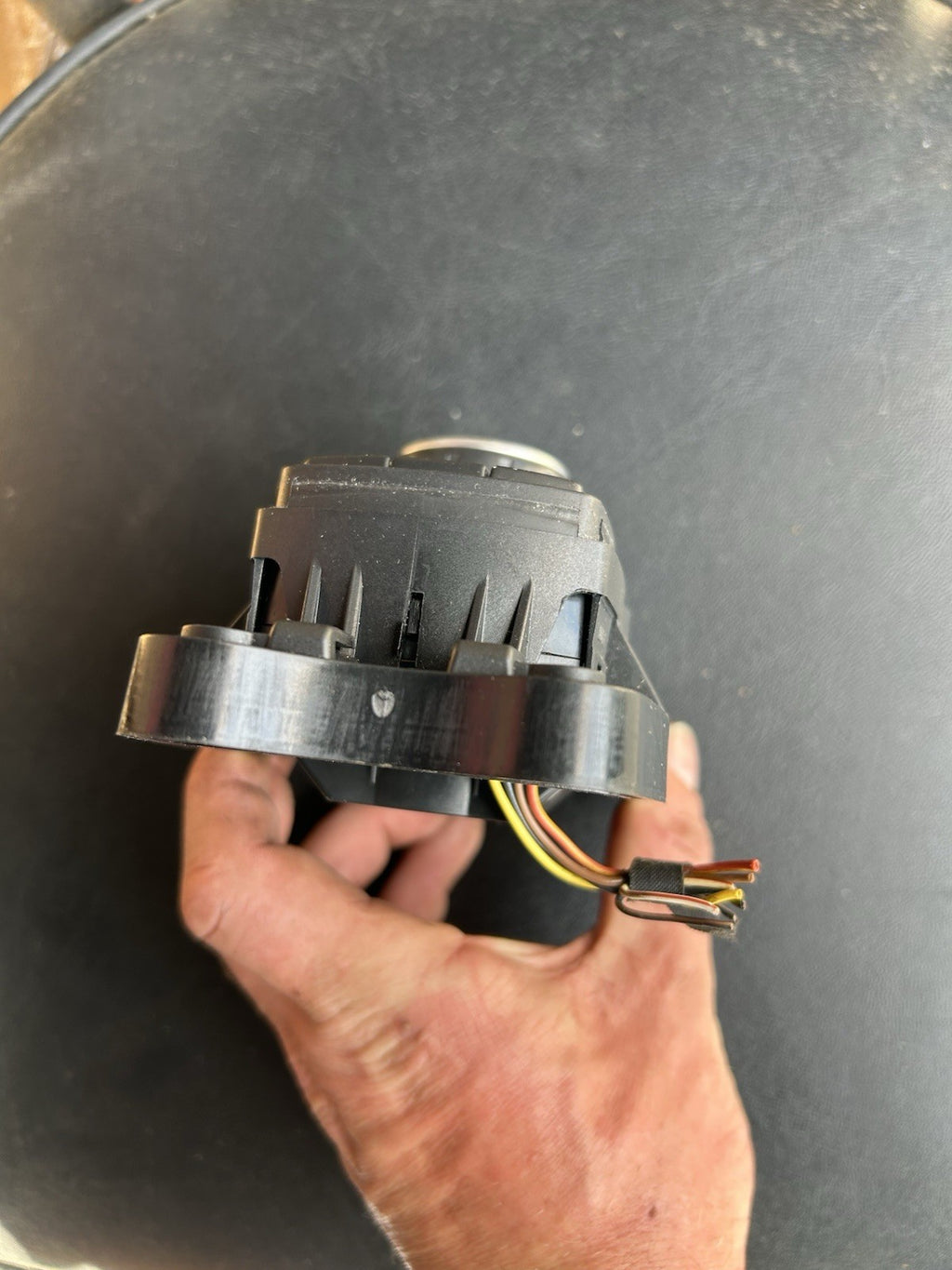 iDrive Navigation Controller Knob w bracket  2008 BMW 528i 9189048