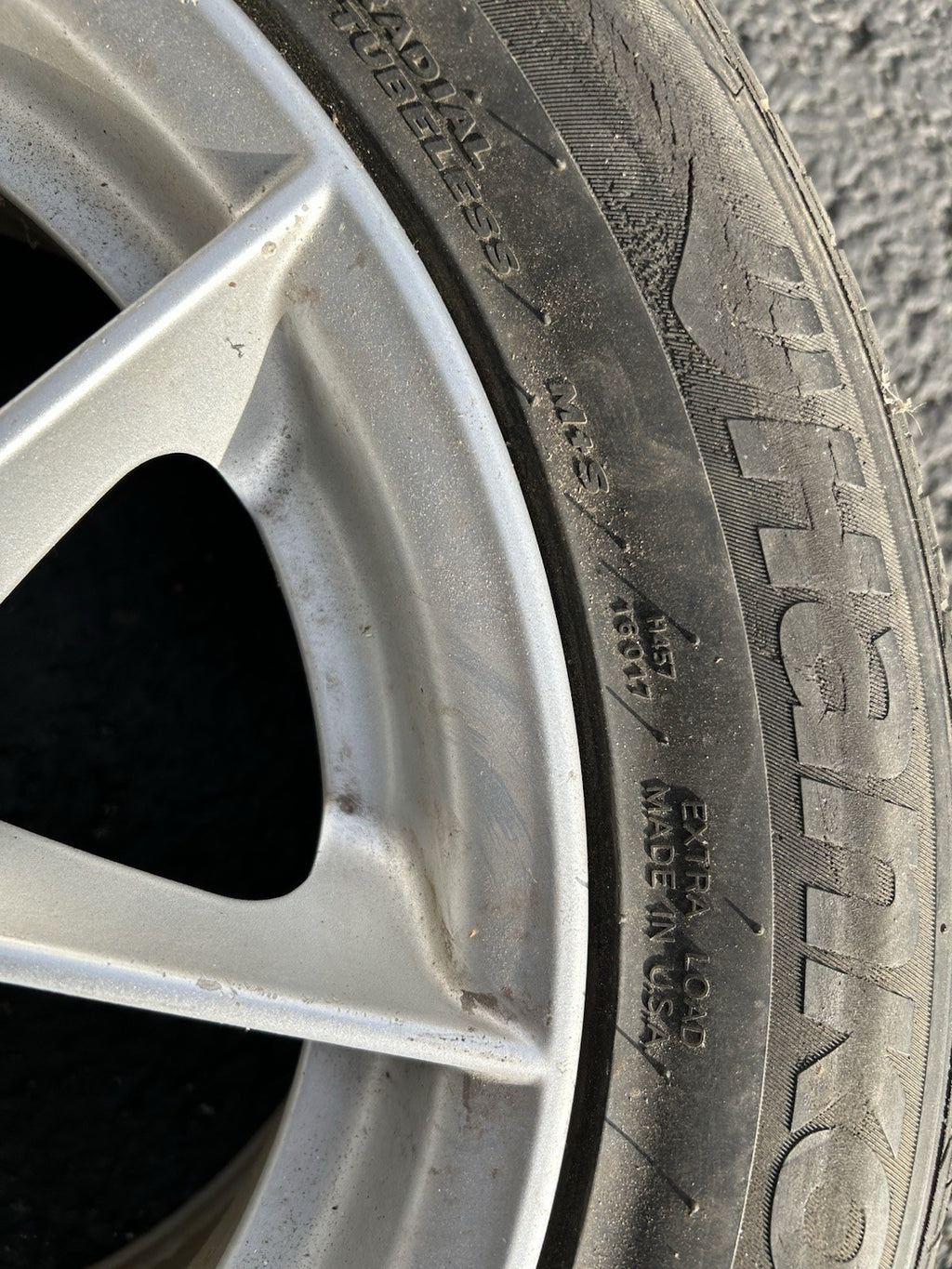 BMW 3 SERIES E90 E91 E92 16 INCH ALLOY WHEEL WITH TIRE SILVER 205 /55 / 16  OEM