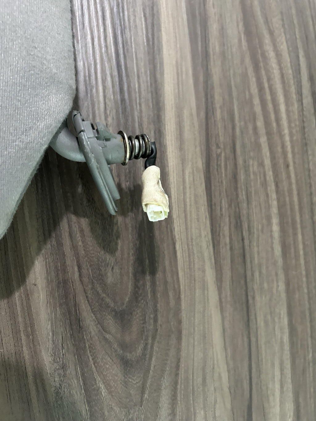 2004-2008 Toyota Solara Driver & Passenger Side Sun Visor Pair Gray