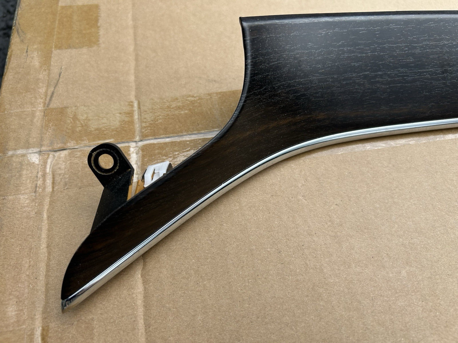 2014-2018 Jeep Grand Cherokee - Dash Right Bezel Molding Trim Air Vent OEM