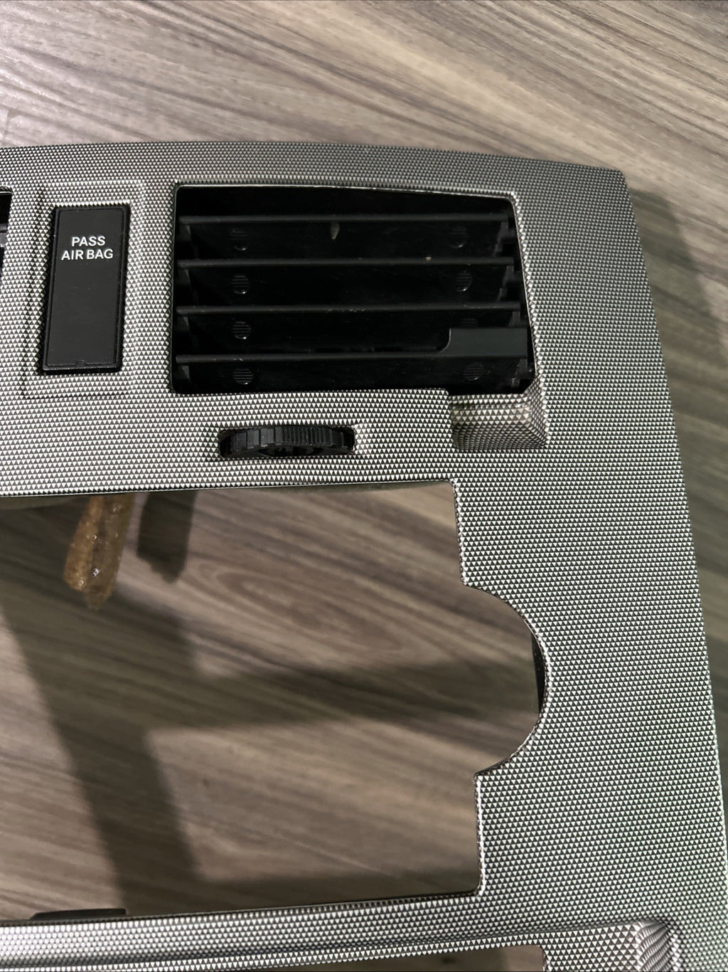 05-07  Dodge Dakota Center Dash Radio Bezel Heater A/C Vents Trim Carbon Fiber