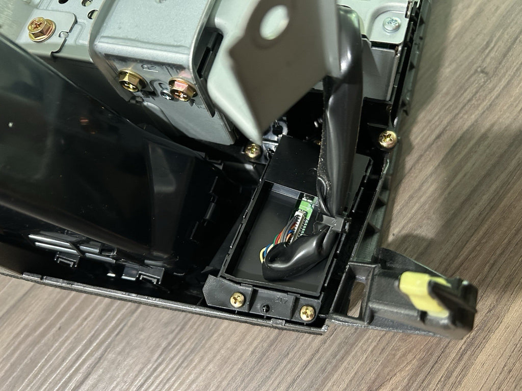 2004-2006 LEXUS RX330 RX400 NAVIGATION SCREEN MONITOR RADIO HEADUNIT 86110-48110