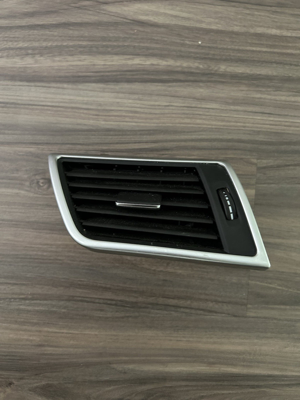 12-16 Mercedes W166 ML350 GL450 Dash AC A/C Air Vent Grill Left Driver Side OEM