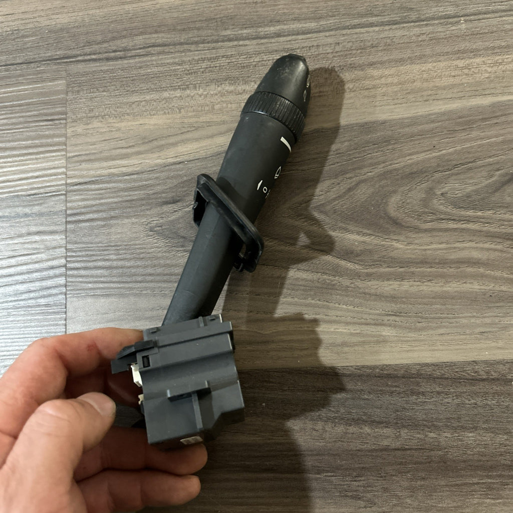 Volvo XC90 V70 XC70 Windshield Wiper Switch Stalk  8691545  2003-2014