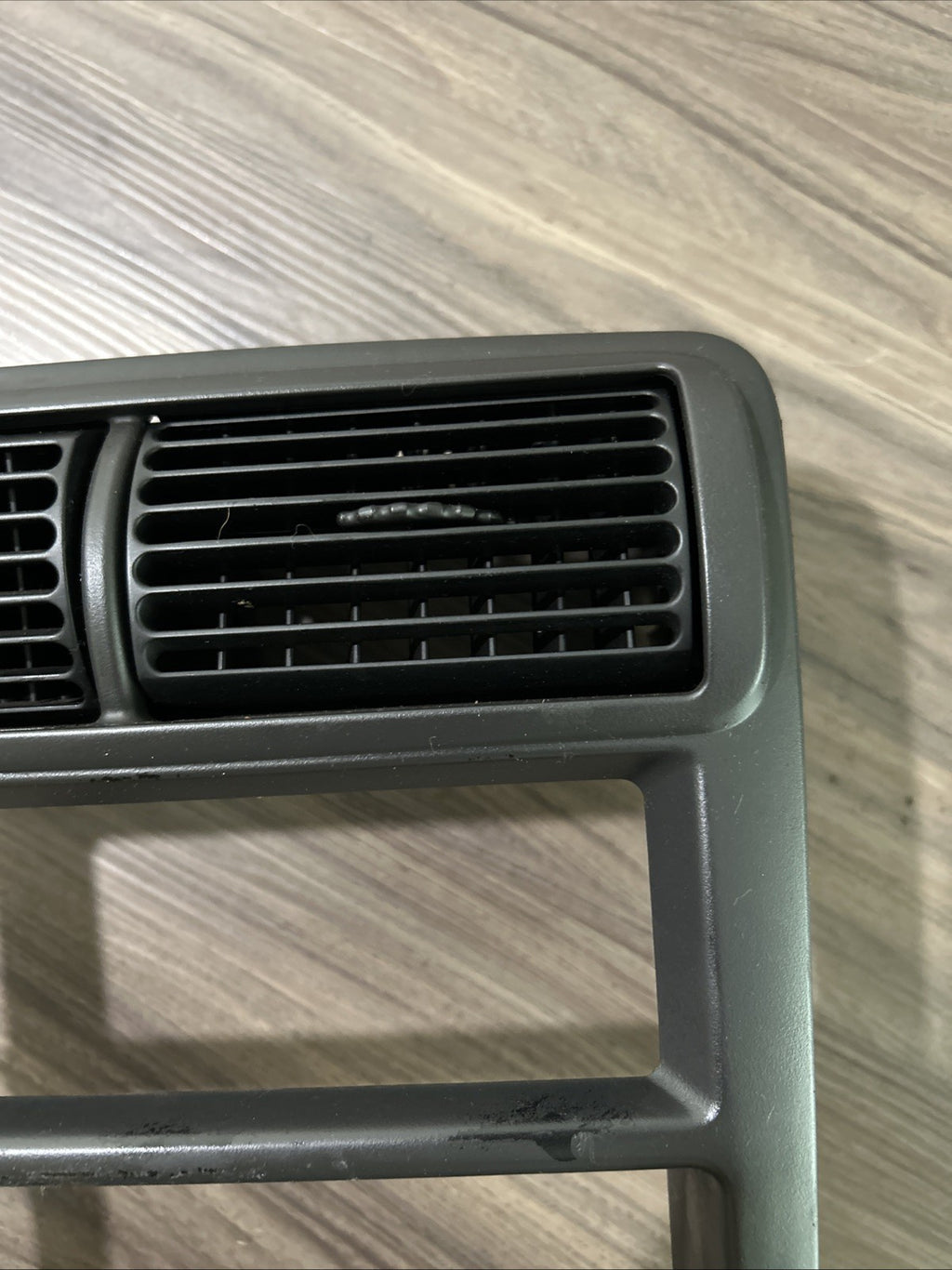 1999-2004 Ford Mustang Center Dash Radio Bezel AC Vent Trim Panel