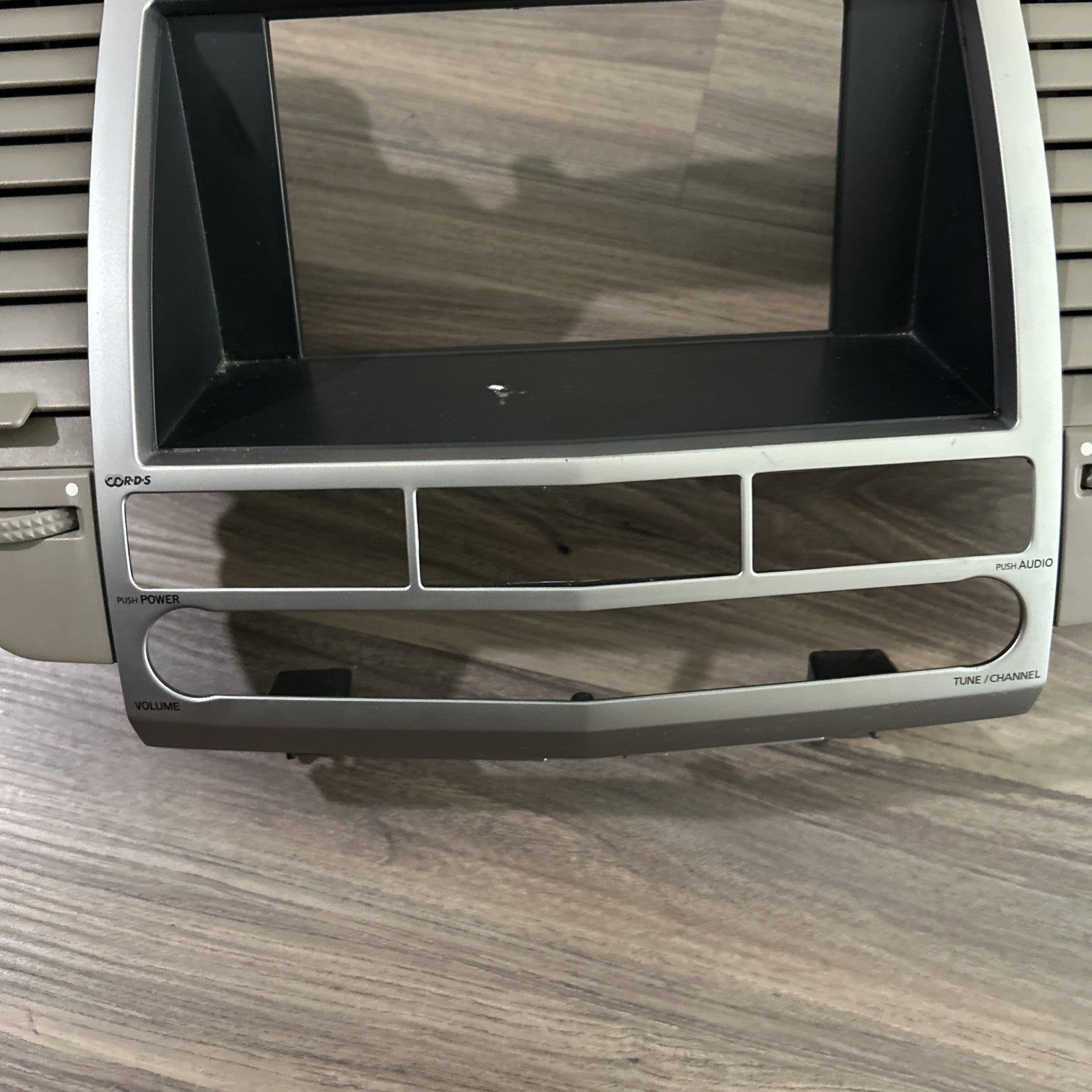 2004-2006 Nissan Maxima Dash Radio Control Panel Trim Bezel Air Vents Oem Beige