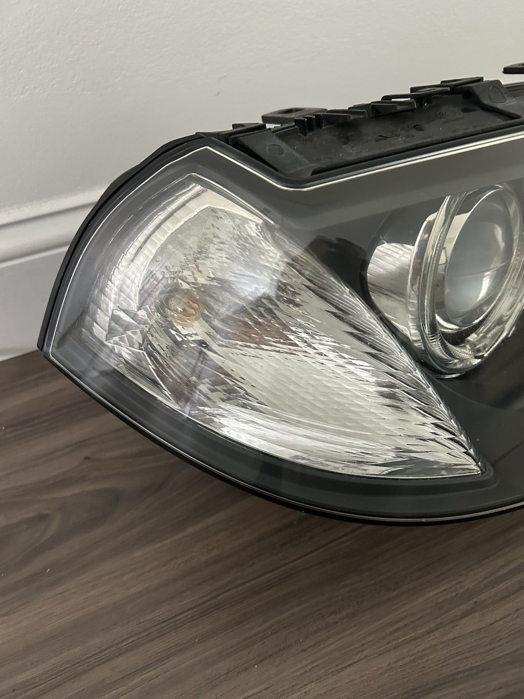 2007 to 2010 BMW X3 Right  passenger RH Side Headlight HID BiXenon OEM