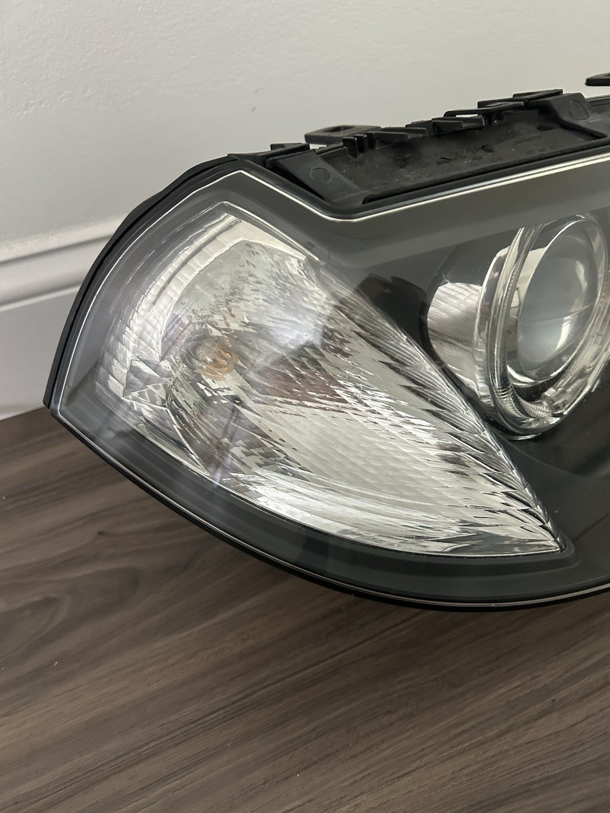 2007 to 2010 BMW X3 Right  passenger RH Side Headlight HID BiXenon OEM