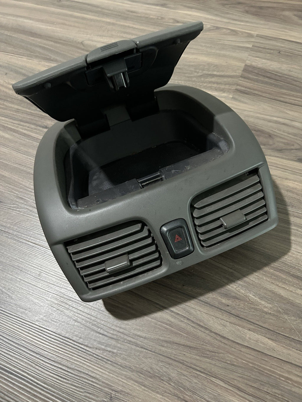 2000-2006 Nissan Sentra Center Dash Vents Cubby Storage Compartment Gray