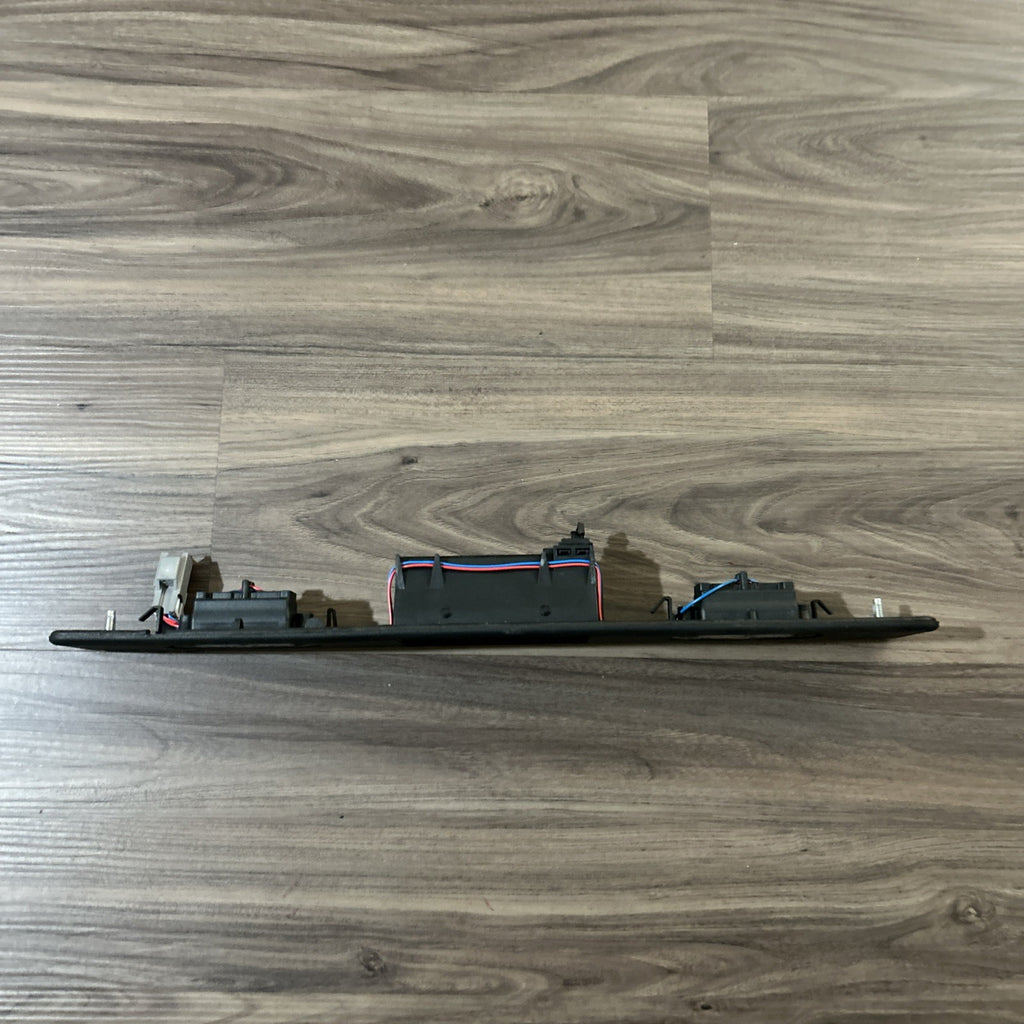 03-13 Volvo XC90 Rear Tail Gate Release Hatch Handle 31253018 30699743