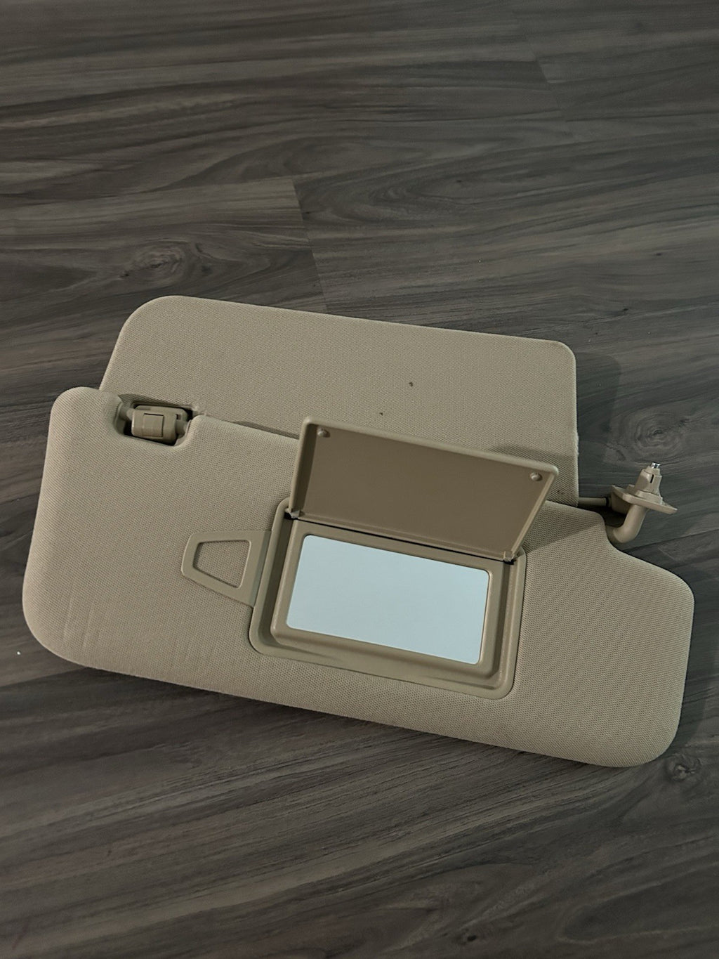 cdb9351e-5579-46e4-8ed1-21d81319c178