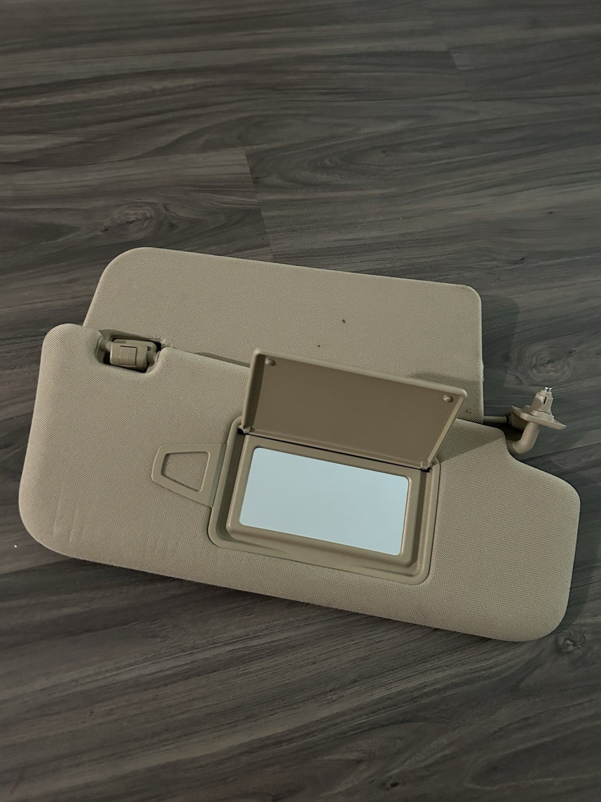 cdb9351e-5579-46e4-8ed1-21d81319c178