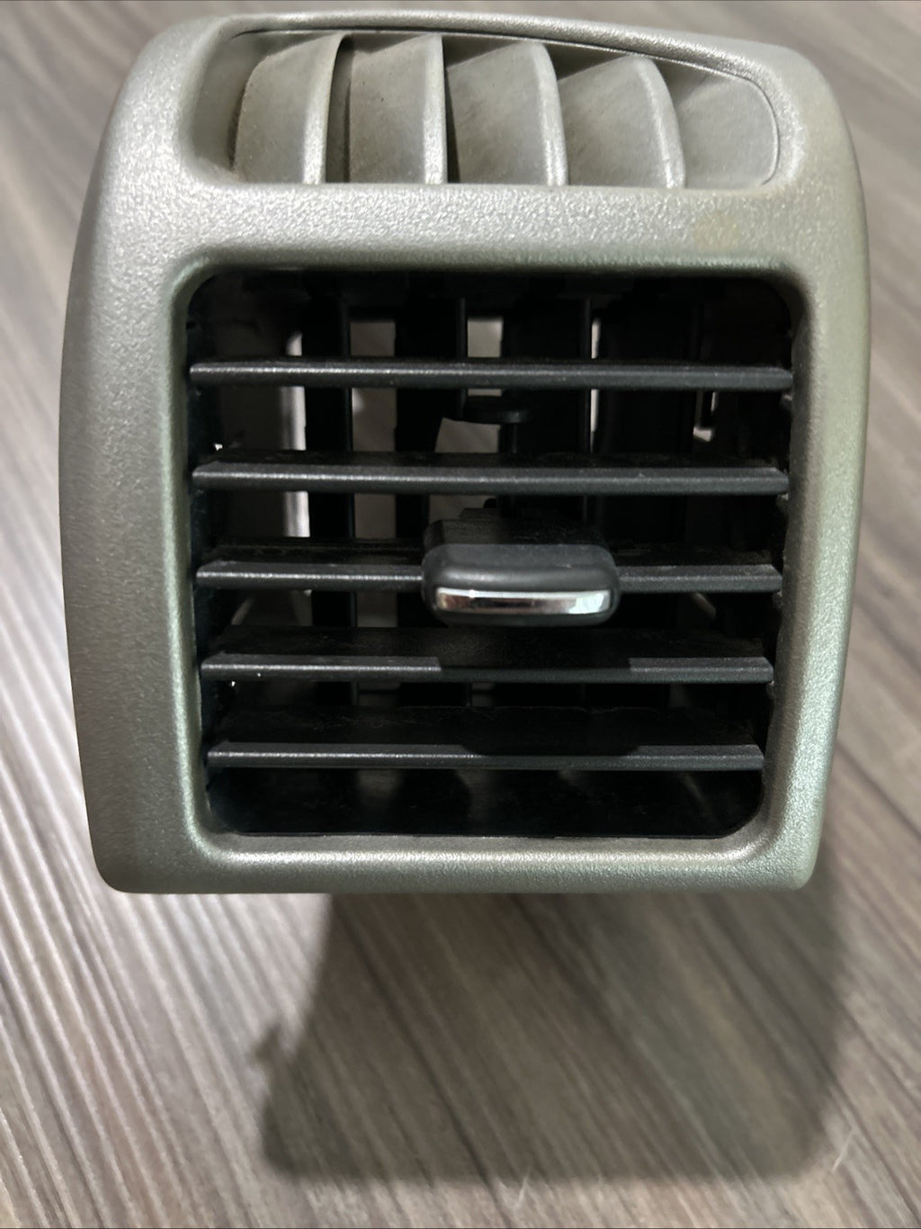 🔥2004-2012 Chevy Colorado GMC Canyon Dash Outer Air Vent RIGHT HAND silver