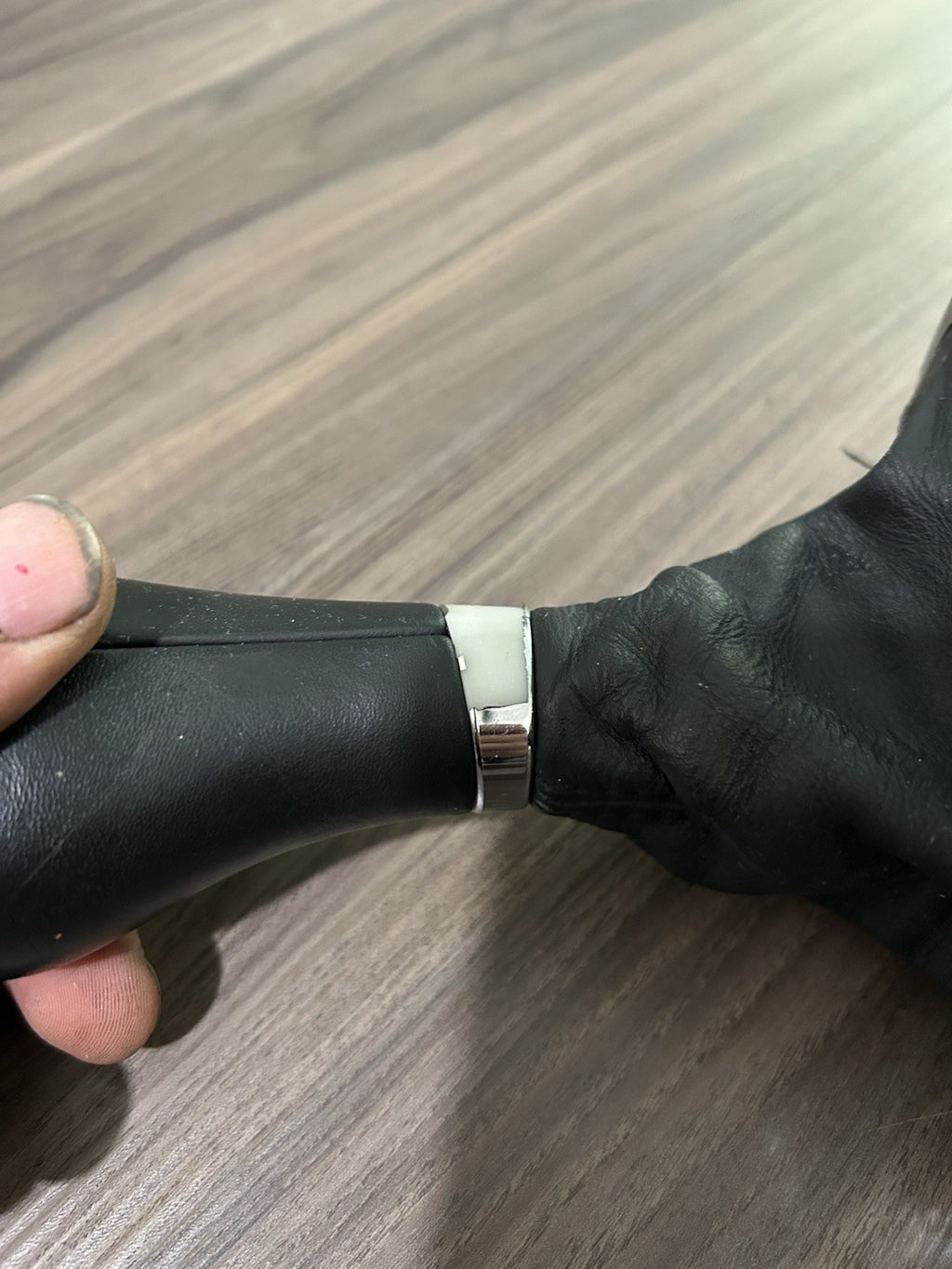 01-09 Mercedes W203 W209 C  CLK Gear Shifter Knob Boot Chrome Sport Edition OEM