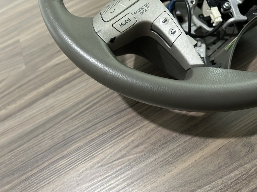 2008-11 2009 Camry XLE Steering Wheel 45103-06120 Gray w/Audio & Cruise Controls