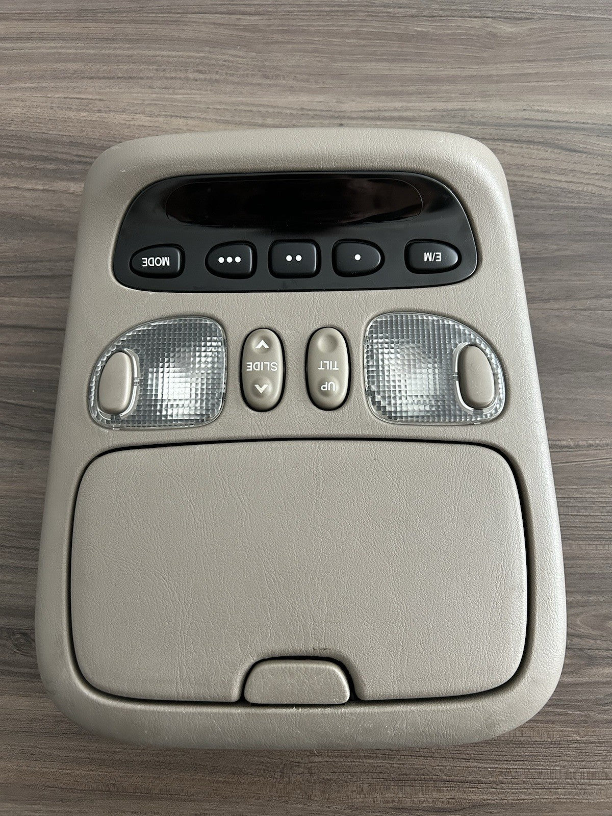 2001  - 2007 Toyota Sequoia Overhead Console Dome Light  Original OEM