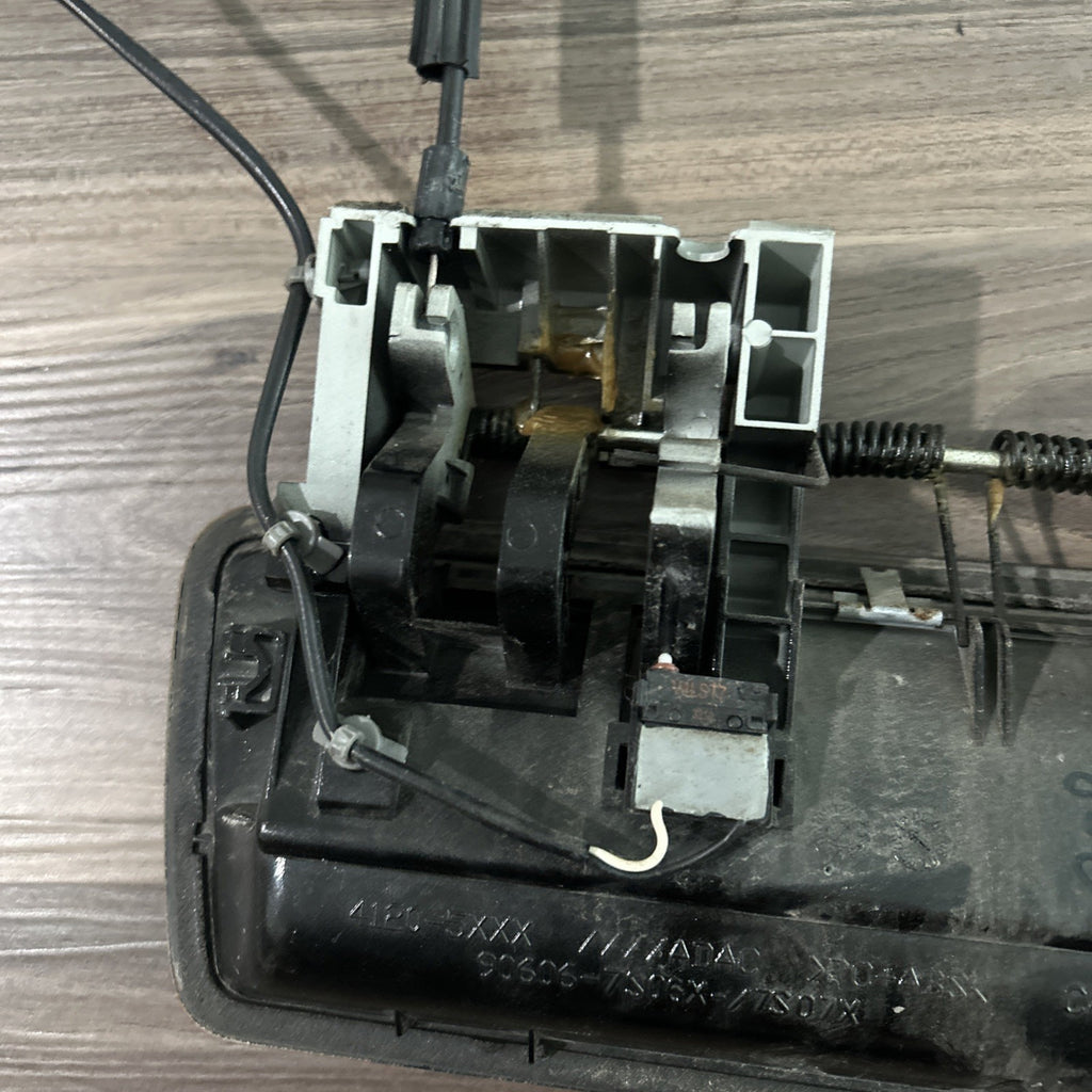 ✅⭐️ 04-2013 Nissan Armada Rear Trunk Tailgate Handle Switch Black w/ Camera OEM