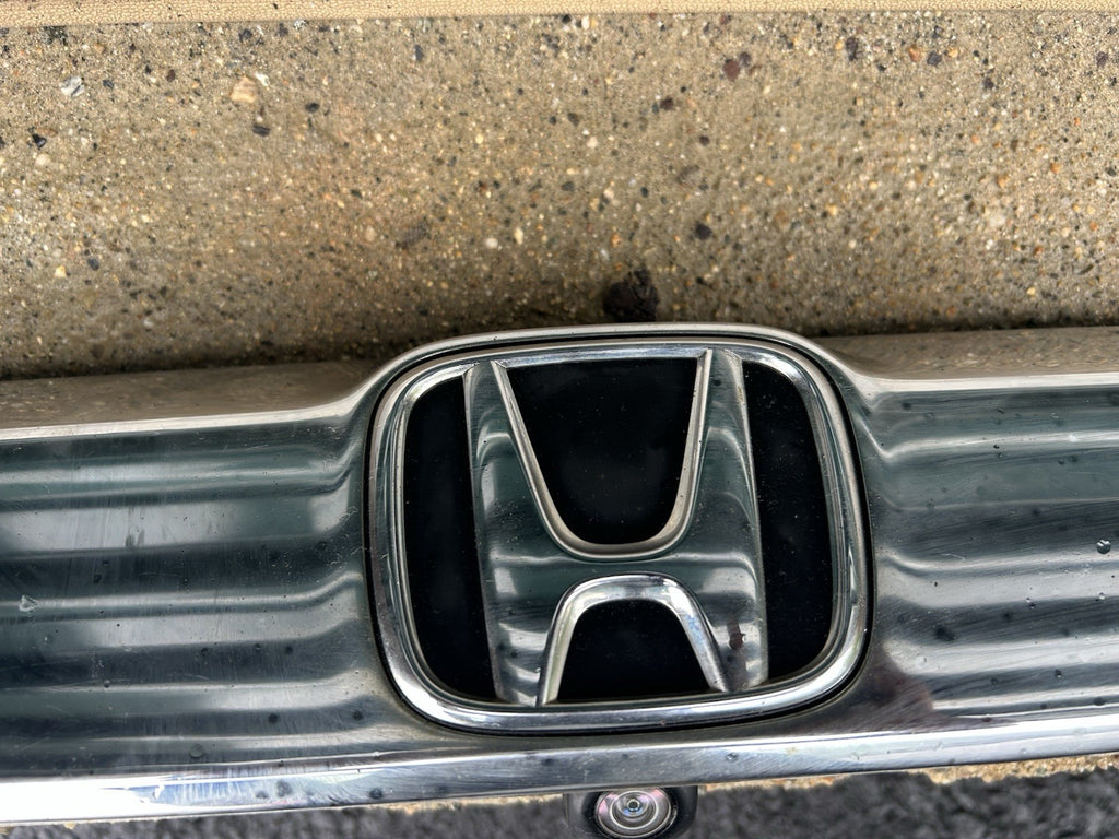 2009 2010 2011 2012 2013 2015 Honda Pilot Chrome Tail Lift Gate Trim + CAMERA