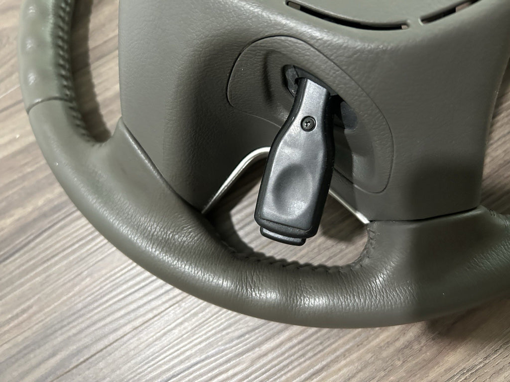 2008-11 2009 Camry XLE Steering Wheel 45103-06120 Gray w/Audio & Cruise Controls