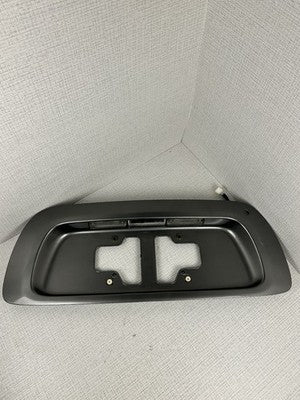 OEM Rear lift Gate License palte holder latch garnish 2001-2007 Toyota Sequoia Gray