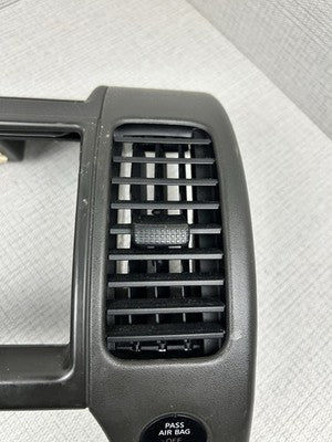 05-08 Nissan XTERRA Dash Bezel Trim Radio Surround Heater Control Center Vents