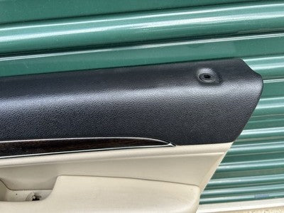 OEM Jeep Grand Cherokee Front Right Door Trim Panel Limited 2015