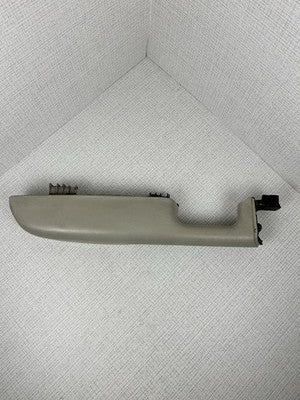 Tahoe Silverado Escalade Yukon Sierra Driver LH Door Armrest 1999-2002 Gray