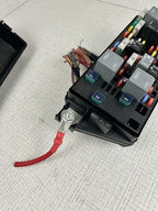 13712253 Buick Lucerne Cadillac DTS Rear Fuse Box Under Seat OEM 2008-2011