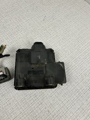 2009-2011 Toyota Venza Transmission Control Module Unit TCU TCM 89530-0T020 OEM