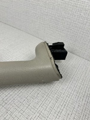 Tahoe Silverado Escalade Yukon Sierra Driver LH Door Armrest 1999-2002 Gray